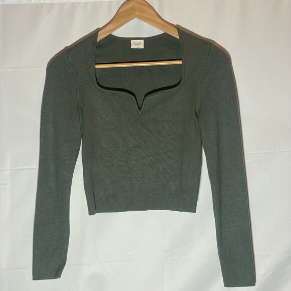 Abercrombie & Fitch Sweetheart Slim Semi Cropped Sweater Distressed Green Small - Picture 1 of 5